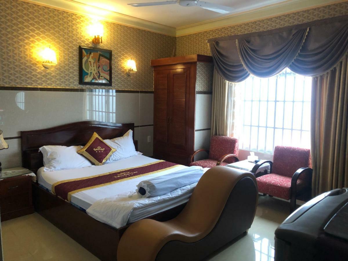 Hoang Quan Hotel Ho Şi Min Exterior foto