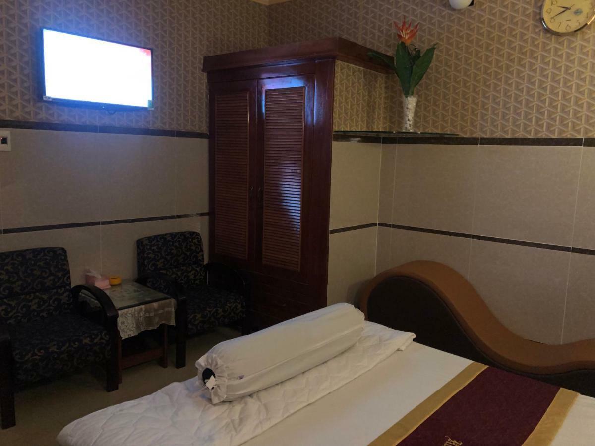 Hoang Quan Hotel Ho Şi Min Exterior foto