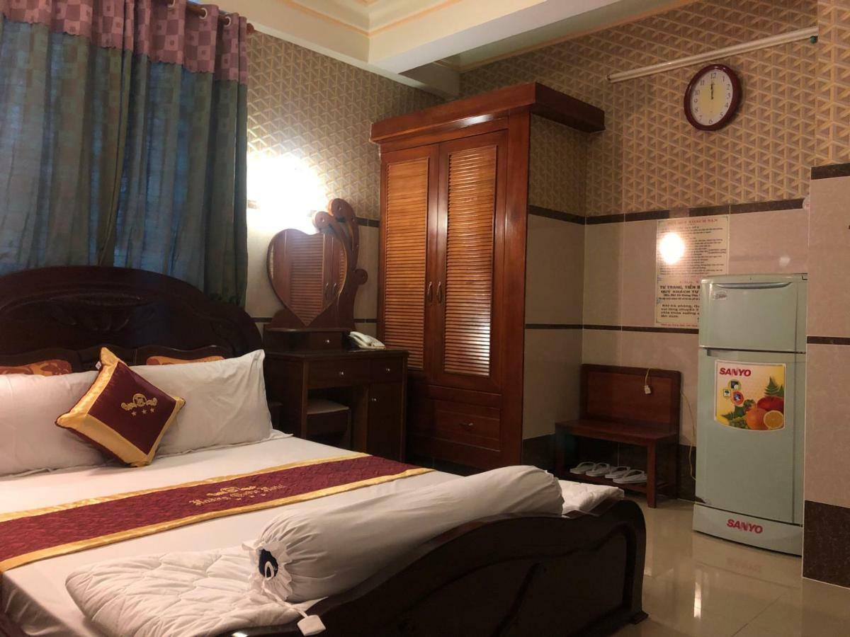 Hoang Quan Hotel Ho Şi Min Exterior foto