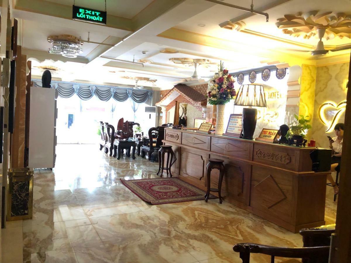 Hoang Quan Hotel Ho Şi Min Exterior foto