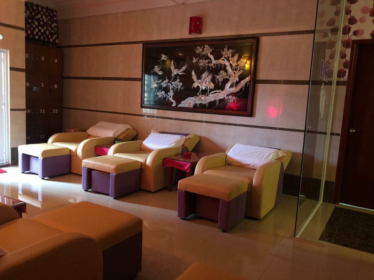 Hoang Quan Hotel Ho Şi Min Exterior foto