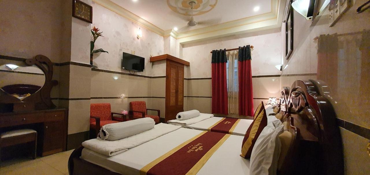 Hoang Quan Hotel Ho Şi Min Exterior foto