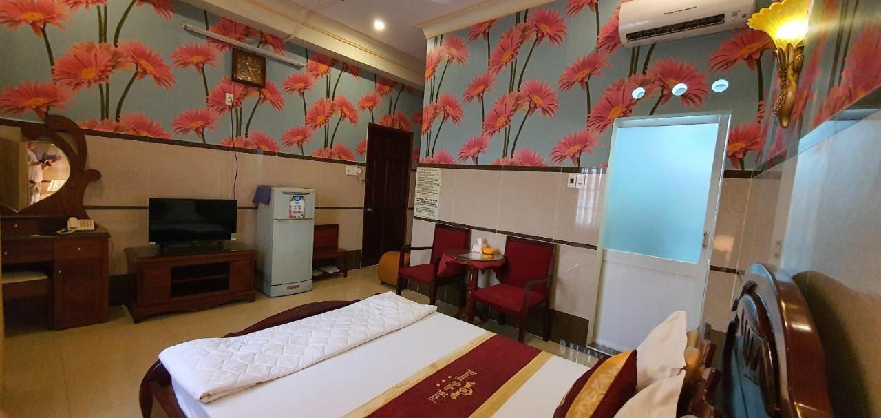 Hoang Quan Hotel Ho Şi Min Exterior foto