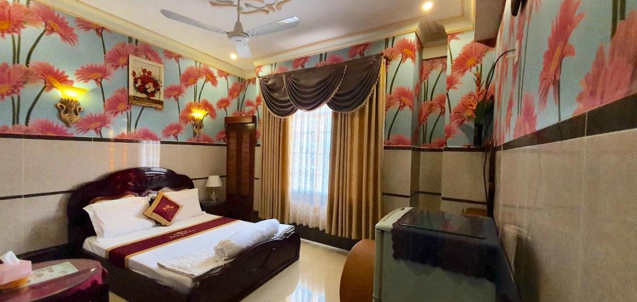 Hoang Quan Hotel Ho Şi Min Exterior foto
